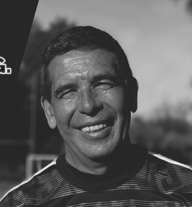 Dr. Enrique Martínez